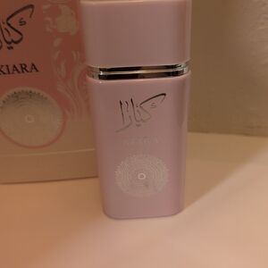 Kiara Light Pink Foundation
